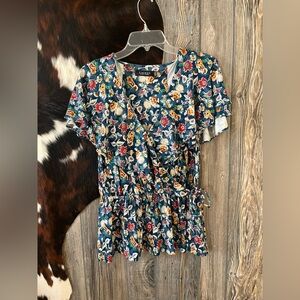 Lauren Ralph Lauren size medium black label blue floral print wrap blouse GUC